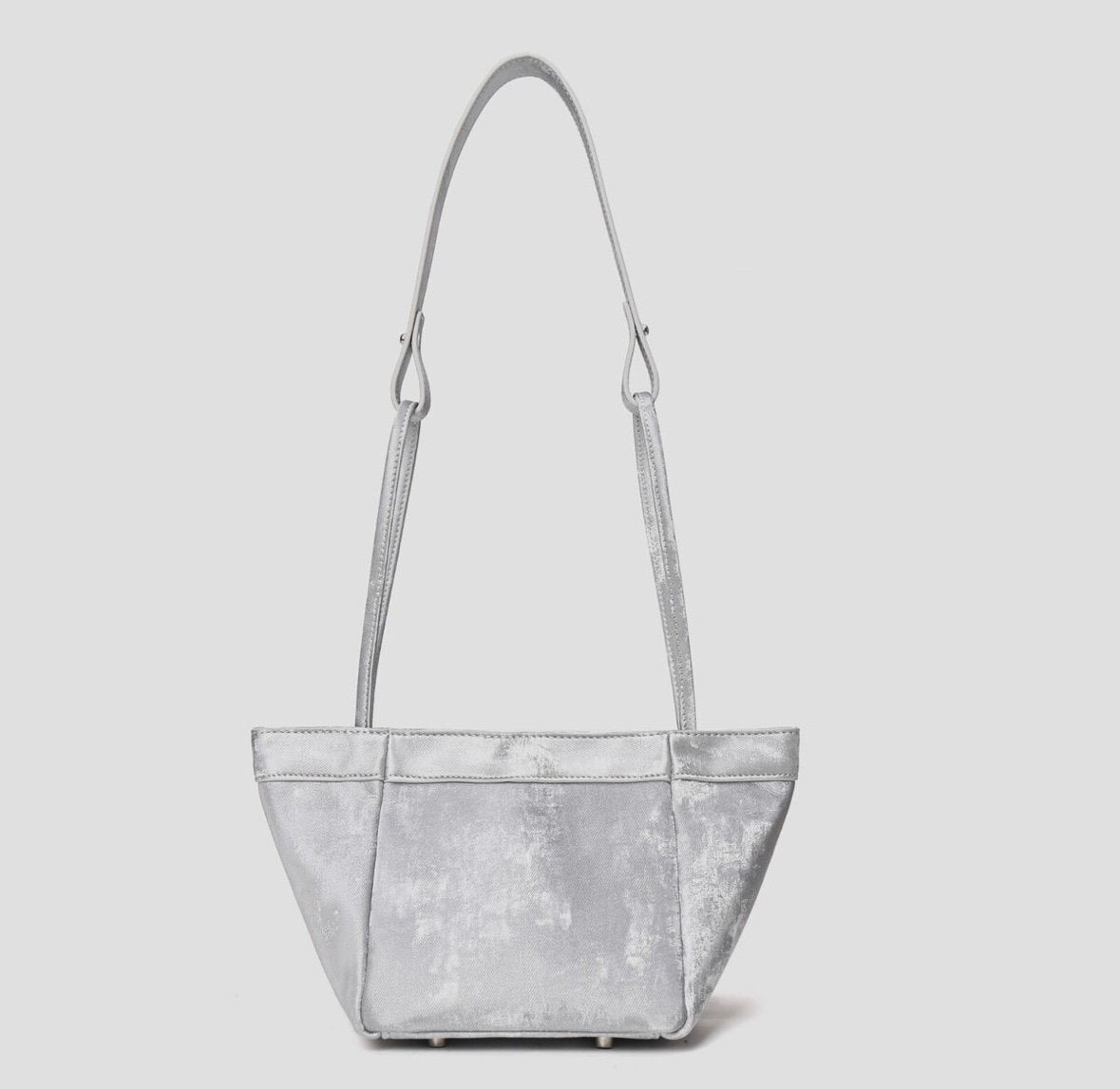 🩶 So Silver Lady Bag