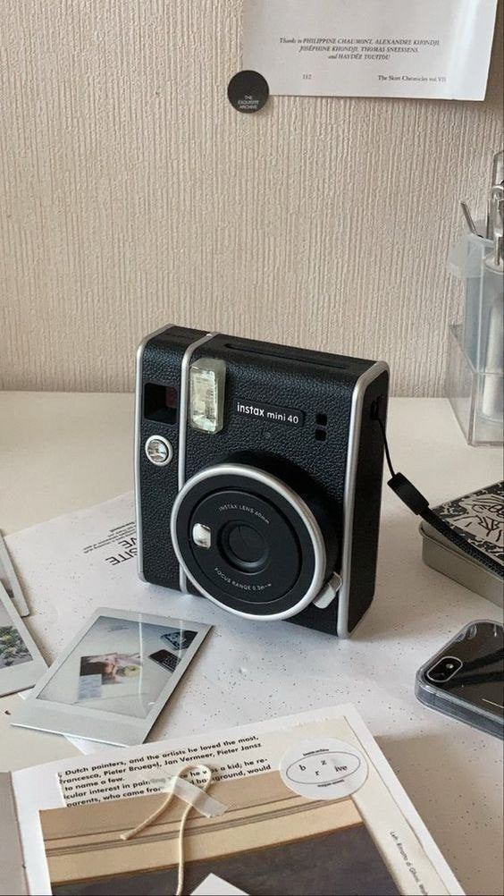 Instax Mini 40 Instant Camera